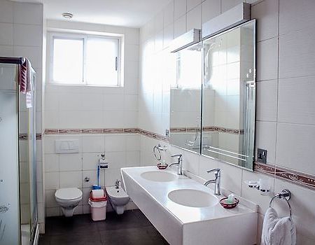 Maxlot Hotel Akra Dış mekan fotoğraf